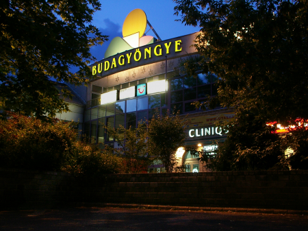 Budagyöngye Bevásárlóközpont